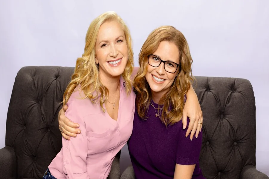 Angela Kinsey Height