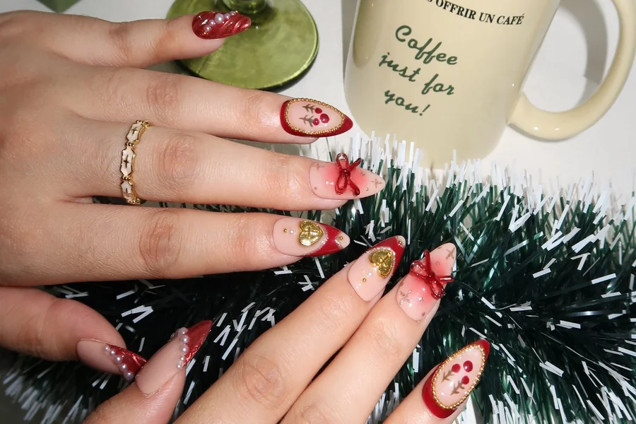 Christmas New Years Nails