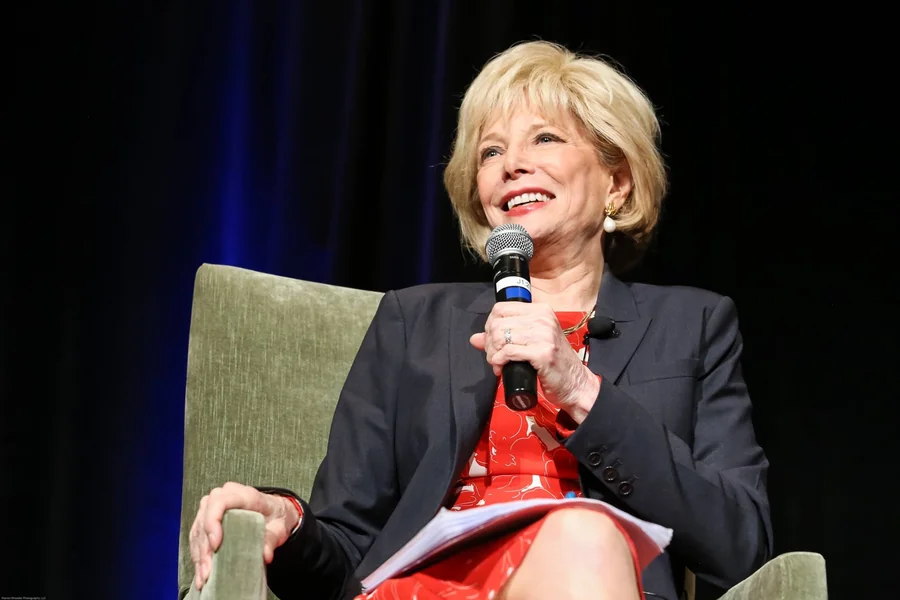 Lesley Stahl Age